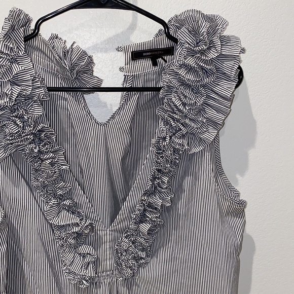 EUC Size L Large BCBG Max Adria Tank Top Pin Stripes with loud bushy collar - Picture 2 of 6